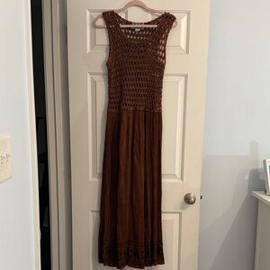 Elegant Brown Sleeveless Dress